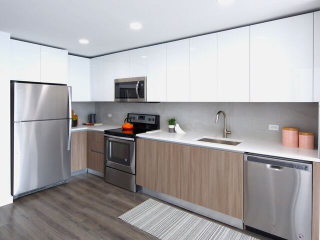 2-Bedroom at Newport: The Ellipse
