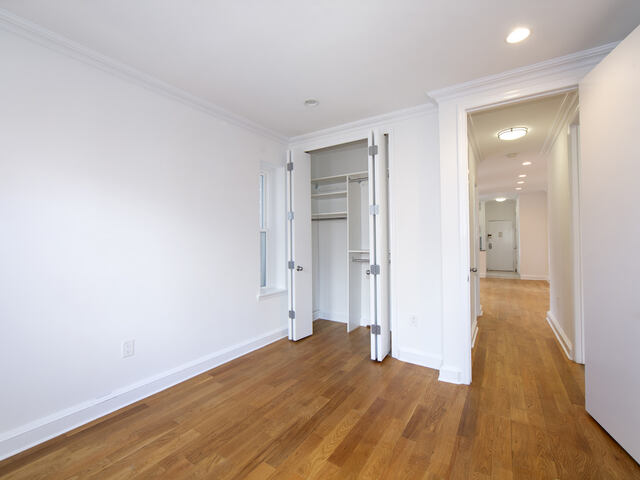 1-Bedroom at Manhattan East: 221 East 66th