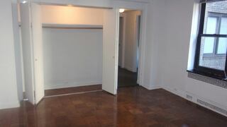 Studio at Towne House (Manhattan)
