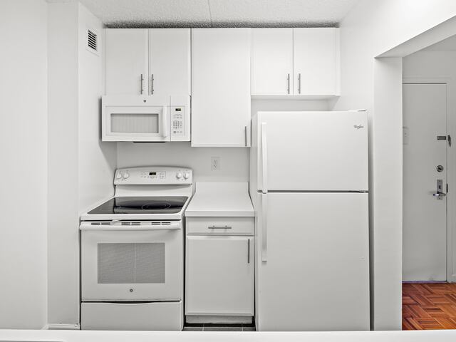 1-Bedroom at Newport: The Roosevelt