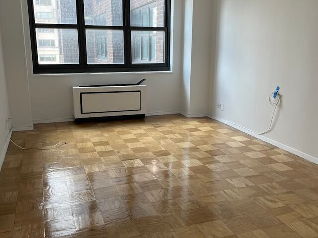 1-Bedroom at Wellesley