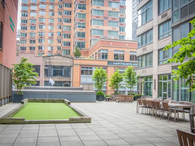 Studio at 800 Sixth Avenue