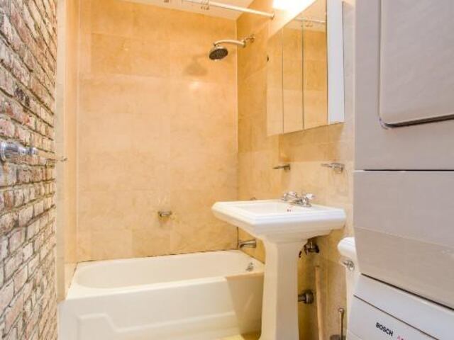 1-Bedroom at 120 Christopher Street