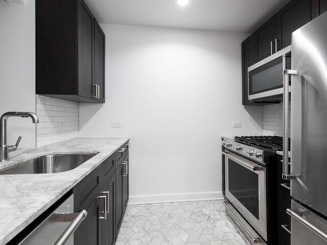 Studio at 21 West End Avenue