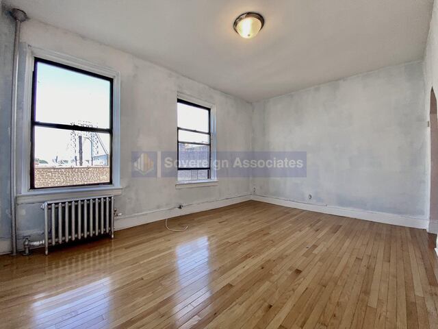 1-Bedroom at 12 Pinehurst Avenue