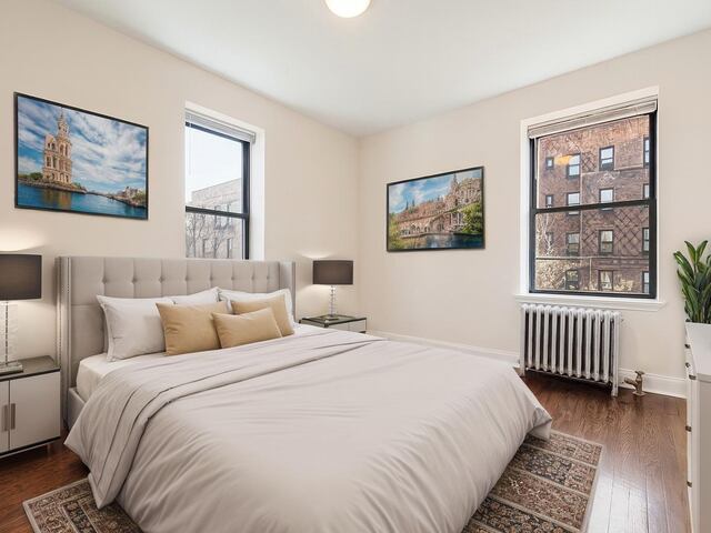 1-Bedroom at 105 Pinehurst Avenue