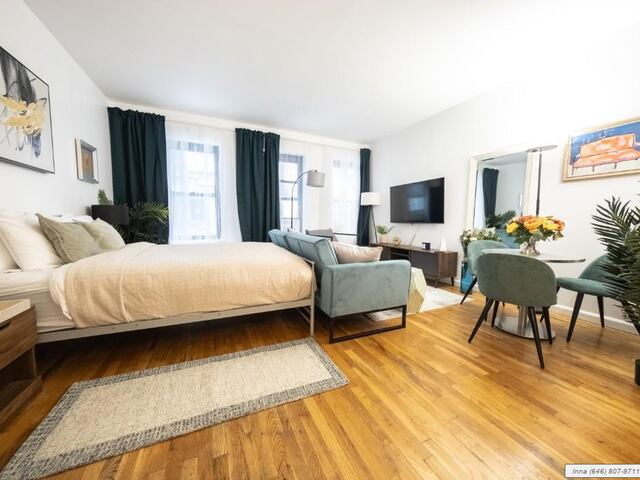 Studio at 305 East 95th Street