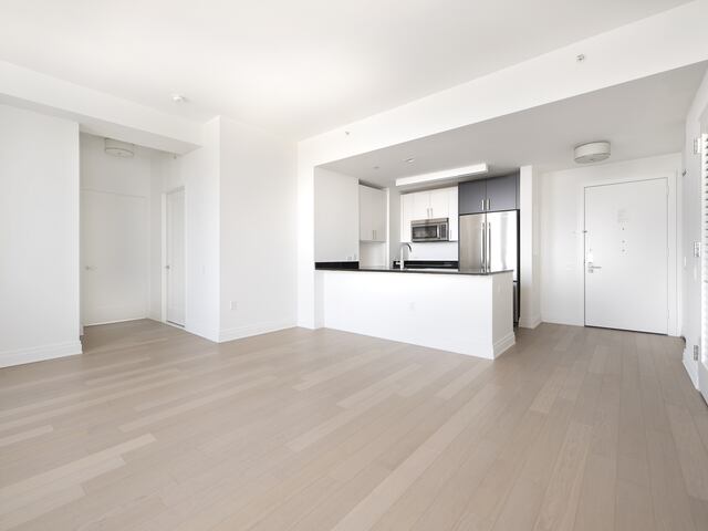 2-Bedroom at 70 Pine Street