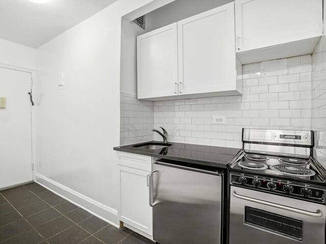 Studio at The Beaux Arts: 307 East 44th