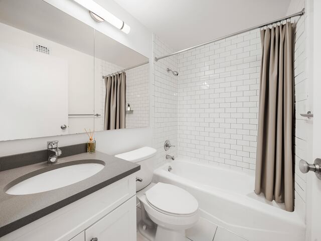 Studio at Gateway: 395 South End