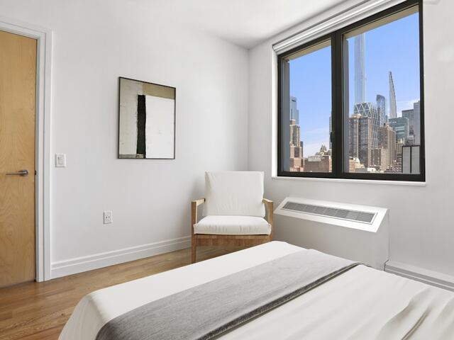 2-Bedroom at Mercedes House