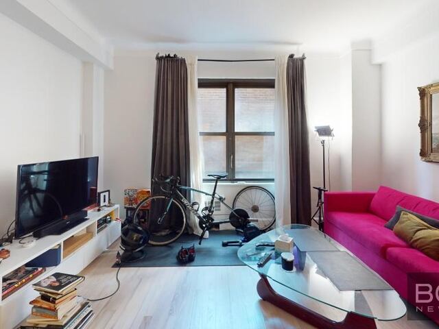 1-Bedroom at 230 East 48th Street