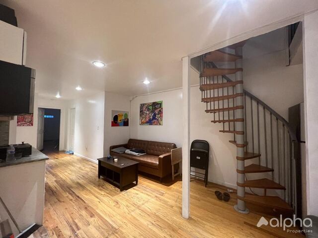 4-Bedroom at 161 East 107th Street