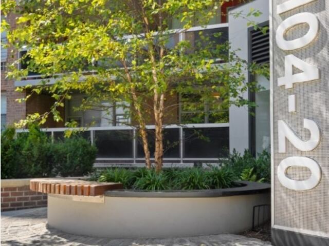 Studio at Parker Towers: 104-20 Queens Blvd