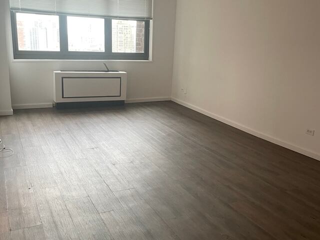 1-Bedroom at Wellesley