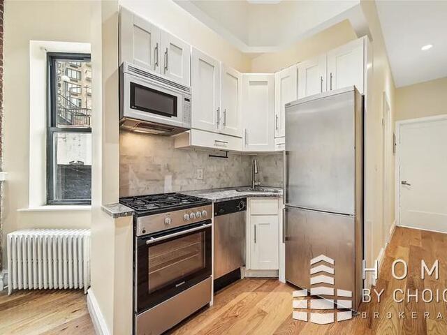 2-Bedroom at 162 East 82nd Street