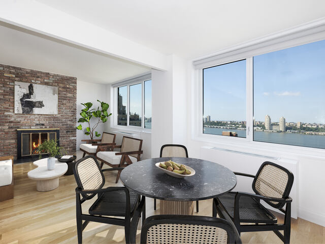 3-Bedroom at West River House