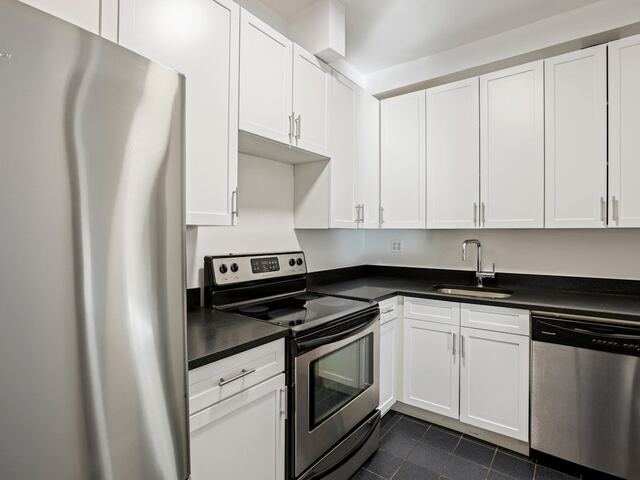 Studio at 24 Fifth Avenue