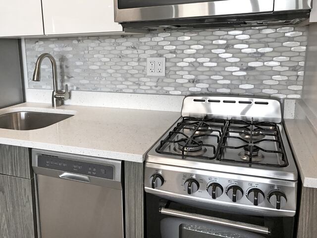 Studio at The Murray Hill Marquis