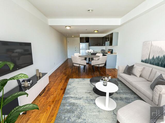 Studio at 1143 Dekalb Avenue