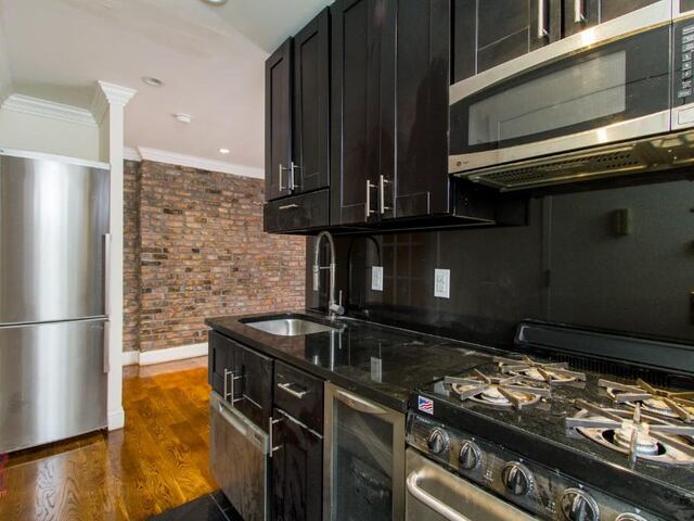 2-Bedroom at 115 Mulberry Street