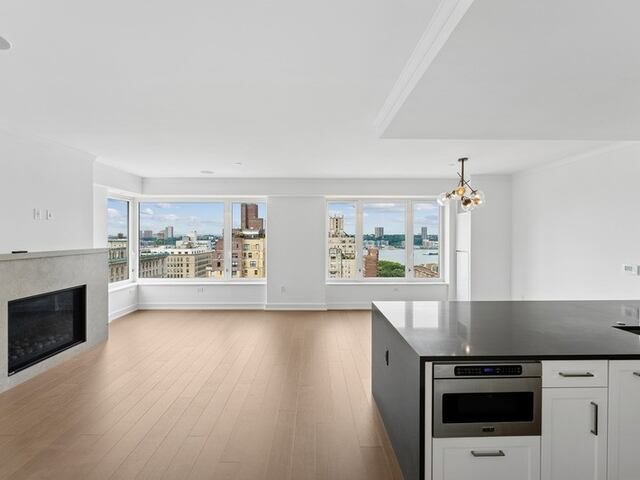 3-Bedroom at 222 West 80th Street