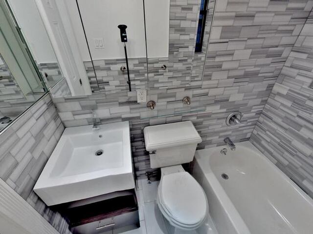 1-Bedroom at 325 East 5th Street