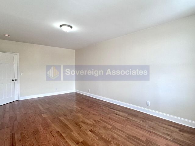 2-Bedroom at 1803 Riverside Drive