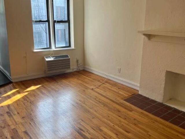 Studio at 311 East 81st Street