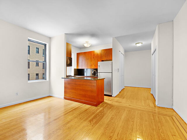 1-Bedroom at 113 East 31st Street