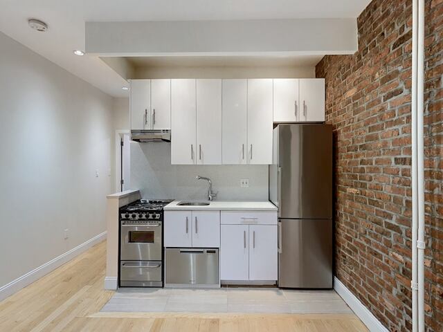 2-Bedroom at 11 Stanton Street