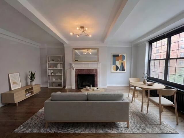 1-Bedroom at London Terrace Gardens: 425 West 23rd