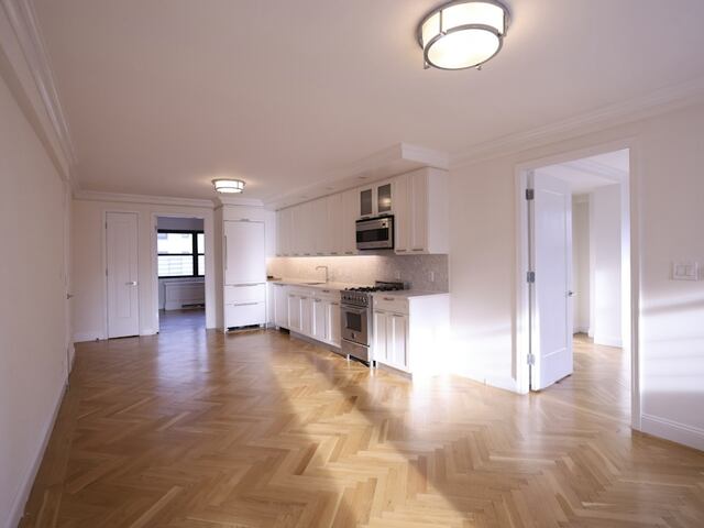 2-Bedroom at Yorkshire Towers