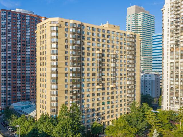 3-Bedroom at Newport: Waterside Square South