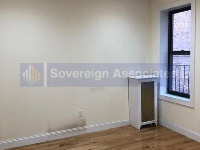 3-Bedroom at 270 Fort Washington Avenue