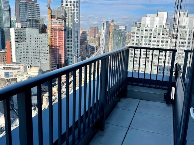 2-Bedroom at 66 Rockwell Place