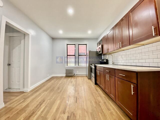 2-Bedroom at 24 Thayer Street