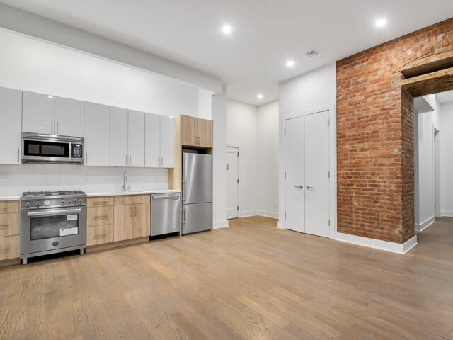 3-Bedroom at 121 Madison Avenue