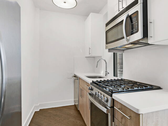 3-Bedroom at 226 East 70th Street