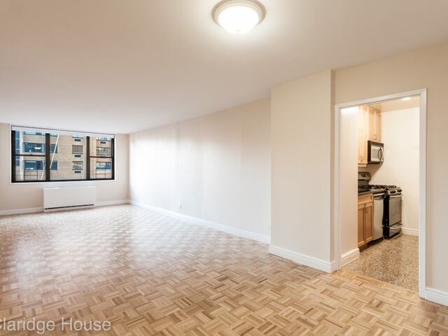 2-Bedroom at Claridge House