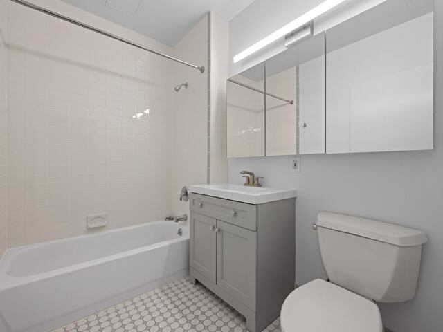 Studio at The Clinton