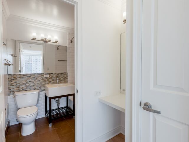 1-Bedroom at Sutton Court