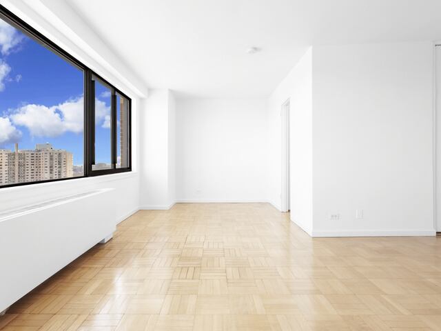 Studio at Manor Towers