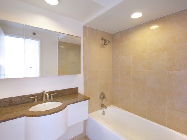 Studio at The Murray Hill Marquis