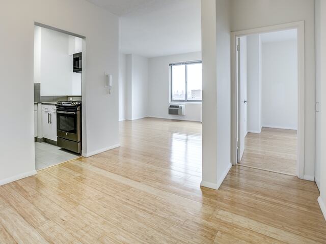 1-Bedroom at Kips Bay Court : 520 Second Ave