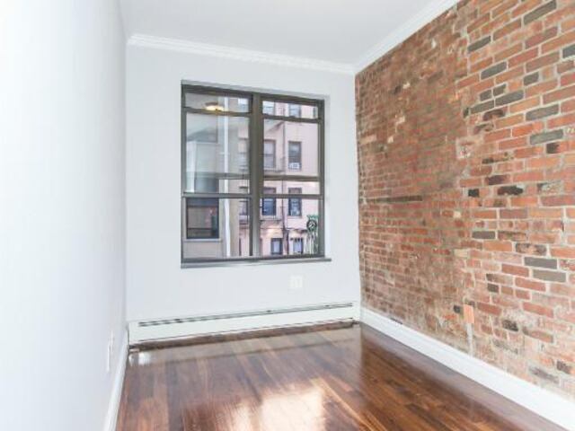 2-Bedroom at 120 Mulberry Street