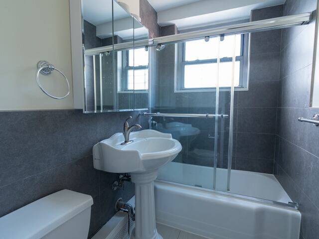 4-Bedroom at Parker Towers: 104-20 Queens Blvd