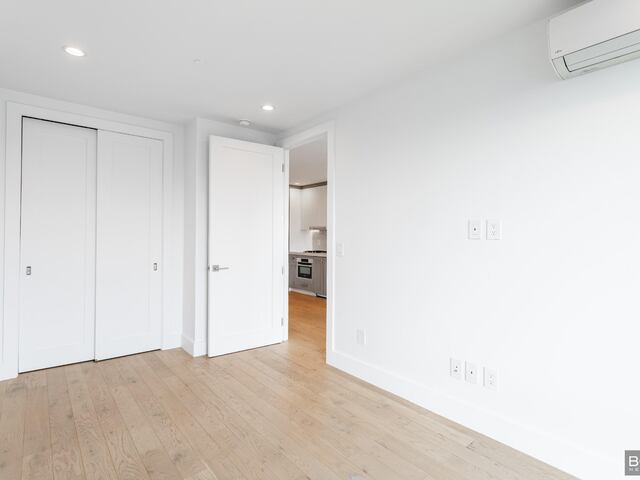 1-Bedroom at Graffiti House