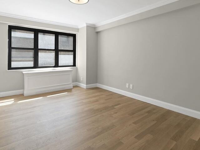 1-Bedroom at Lexington Towers