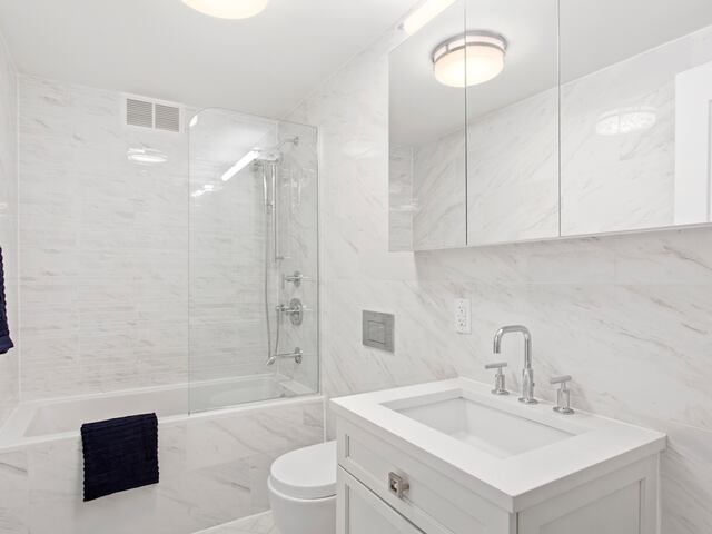 2-Bedroom at Yorkshire Towers